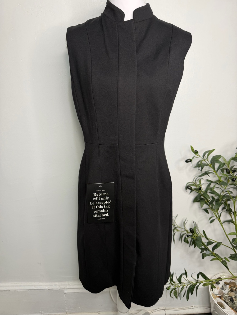 NWT POMANDER PLACE BLACK DRESS